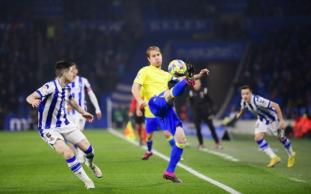 米兰体育app下载-格拉纳达在西甲联赛中的令人惊叹表现