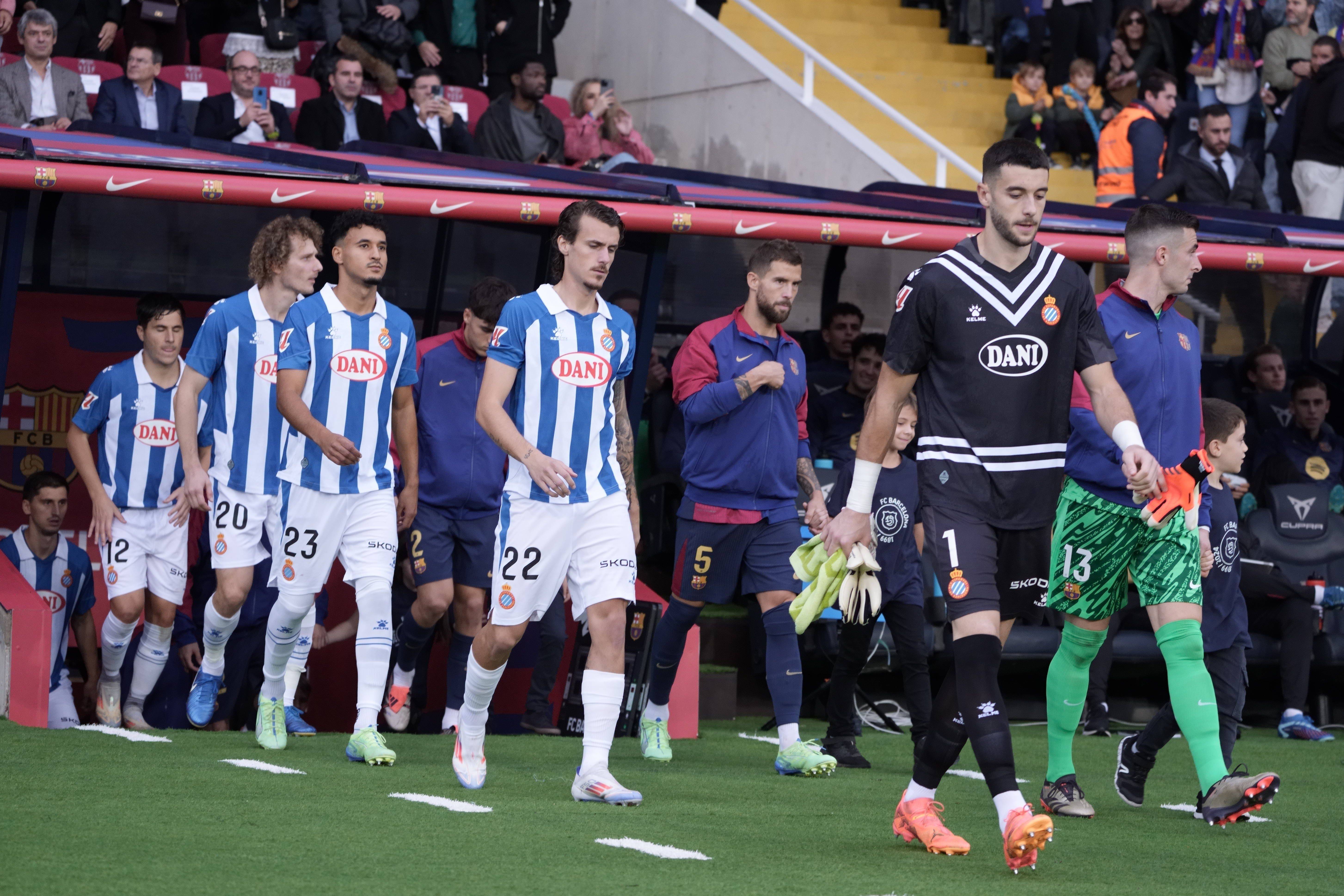 米兰体育登录入口-马德里球队备战巴塞罗那对决,全力以赴!