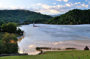 米兰体育app下载-灵石美丽乡村主场惨败,遭遇低潮