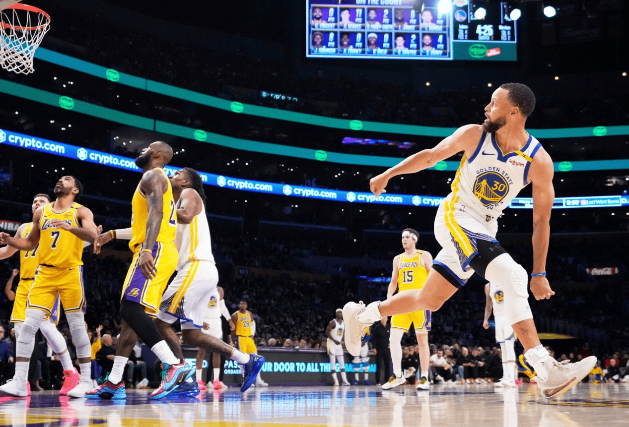 勇士成功逆转篮网，库里状态回勇带领球队胜出的简单介绍